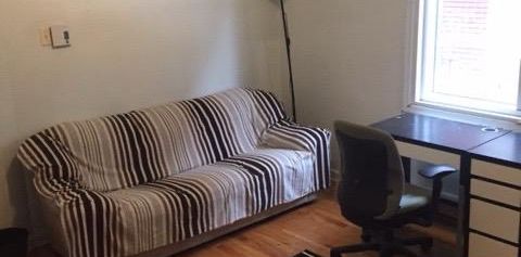 Chambre Meublée à Montréal - Photo 2