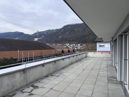 Traumwohnung mit riesiger Dachterrasse mit Abendsonne - Photo 1