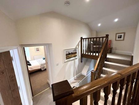 Stokeinteignhead, Newton Abbot, TQ12 - Photo 5