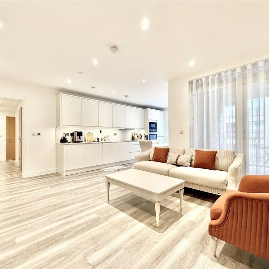 13 Bute Close,, London, NW9 - Photo 1