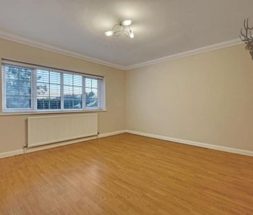 4 bedroom semi-detached house to rent - Photo 5