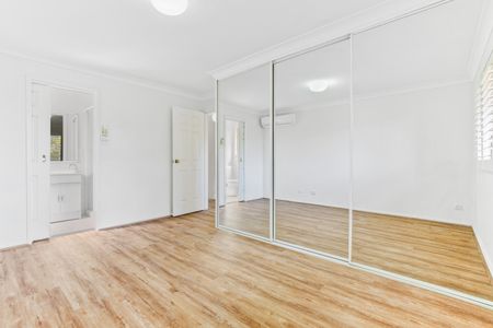 1/23 Garnet Street, Dulwich Hill NSW 2203 - Townhouse For Rent | Domain - Photo 5
