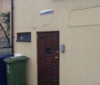 1 bed Apartment - To Let - Photo 2