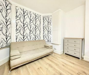 Studio Flat, Ladbroke Grove, W10 - Photo 1