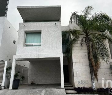 Casa en Renta en El Aguacatal, Santa Catarina, Nuevo León - Foto 2