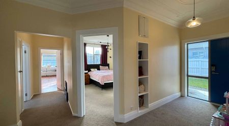 Spacious family home! - Photo 4