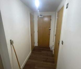 2 bedroom property to rent in London - Photo 6