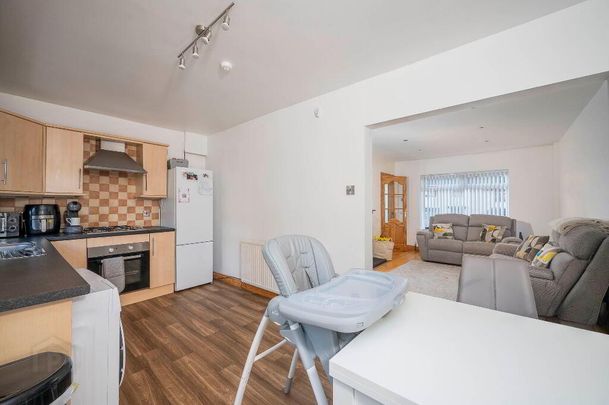 1 Areema Drive, Belfast, BT17 0QG - Photo 1