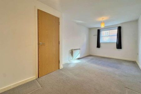 Bournemouth, BH2 - Photo 2