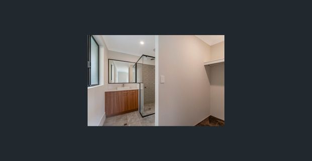 MODERN 4x2 FAMILY HOME IN THE HEART OF AUBIN GROVE! - Photo 1