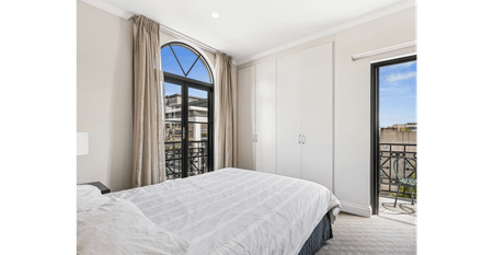 Move-in Ready at Iconic 88 Ritz! - Photo 2