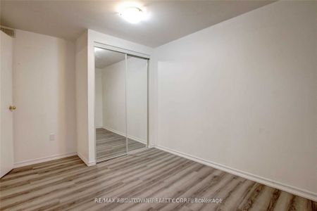 For Lease - 14 Angus Drive Unit# Lower, Toronto, Ontario - Photo 4