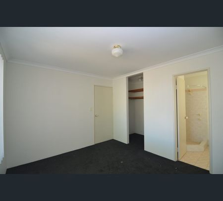 192 Brenchley Drive, Atwell, WA 6164 - Photo 5