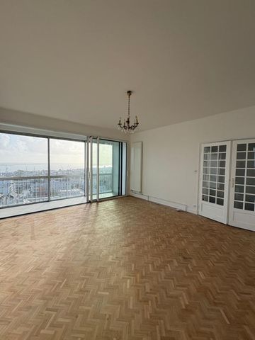 Location Appartement 3 pièces 87m² BREST 29200 - Photo 2