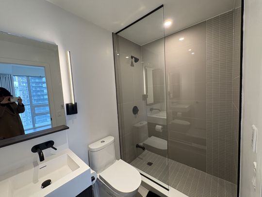 For Lease - 117 Broadway Avenue Unit# 2106, Toronto, Ontario - Photo 1