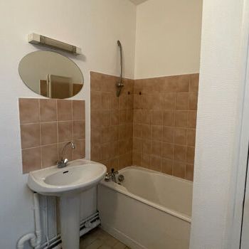 Appartement 2 pièces 41m2 REIMS 487 euros - Photo 3