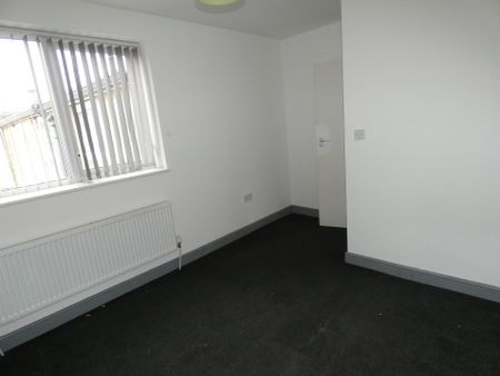 Palatine Road flat 3 - Photo 5