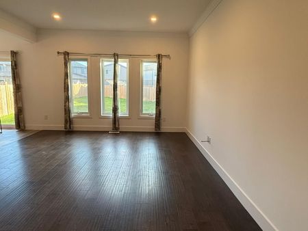 For Lease - 1330 Lawson Road, London North, Ontario - Photo 2