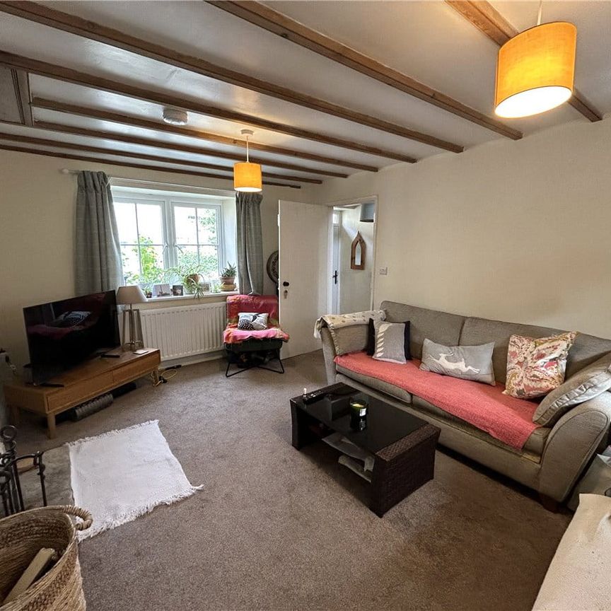Available mid-October, Blacksmiths Cottage is a recently refurbished stone-built cottage set in the picturesque, sought after village of Nunnington. - Photo 1