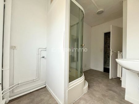 Location Appartement 2 pièces 50m² NOTRE DAME DE BONDEVILLE 76960 - Photo 3