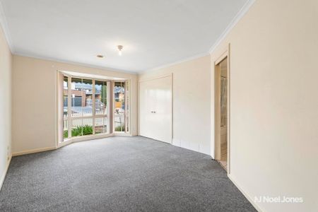 86b Batesford Road, CHADSTONE - Photo 5