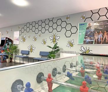 Refurbished Premium Ensuite - Photo 3