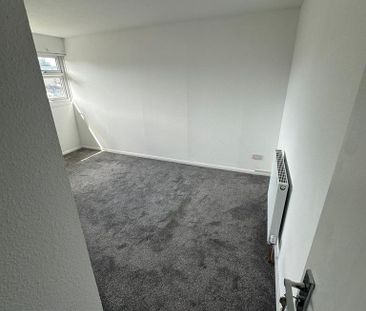 4 bedroom house to rent - Photo 4