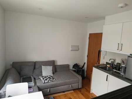 Studio Flat, Drakes Courtyard, NW6 - Photo 4