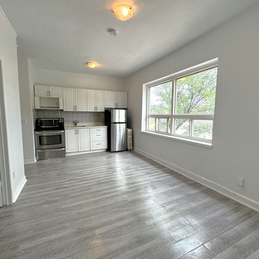 For Lease - 1156 Weston Road Unit# 3, Toronto, Ontario - Photo 1
