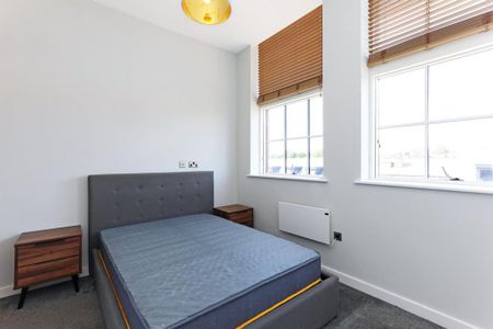 1 bedroom flat to rent - Photo 2