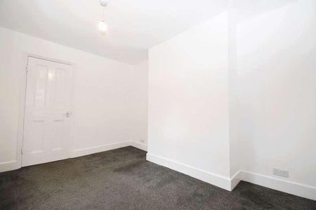 Bannockburn Road, London, SE18 - Photo 3