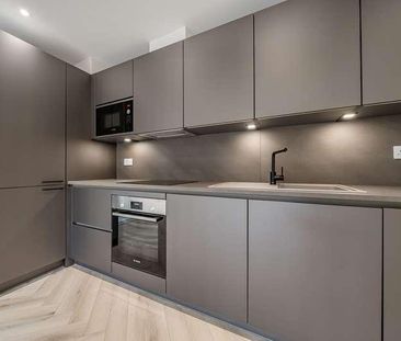 Hutchins Close, Kent, BR8 - Photo 4