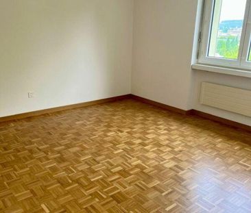 Newly renovated 4.5-room apartment in a quiet location in Bronschhofen - Photo 5