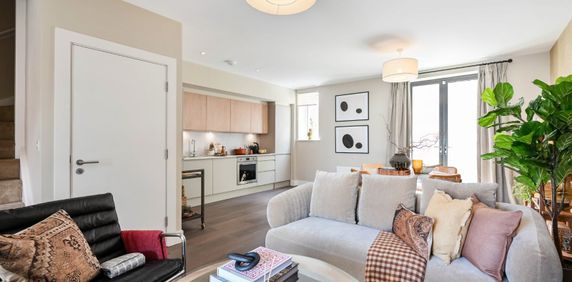 3 bedroom terraced house to rent - Photo 2