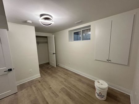 For Lease - 844 Crowells Street, Oshawa, Ontario - Photo 3