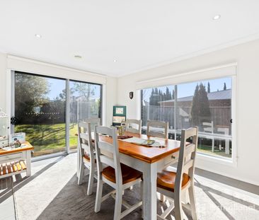 Spacious Family Haven - Photo 3