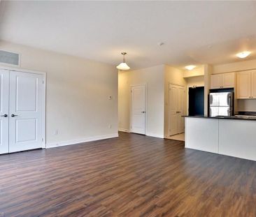 For Lease - 2339 Sawgrass Drive Unit# 306, Oakville, Ontario - Photo 2