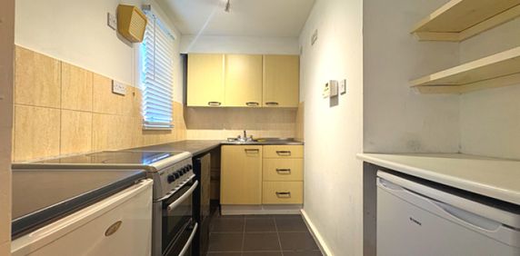 1 bedroom Flat To Let Total Size: 248 SQ FT - Photo 2