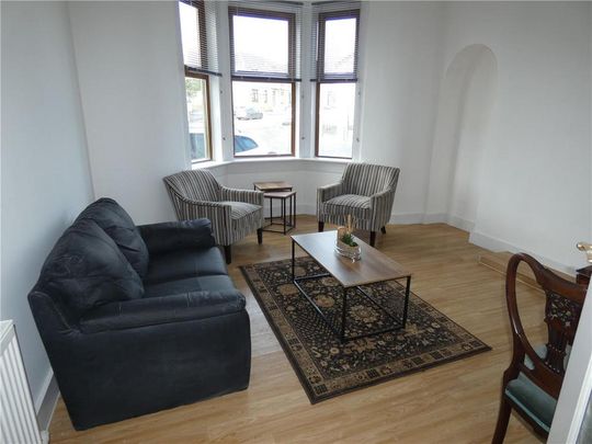 2 bedroom ground floor flat to rent - Photo 1