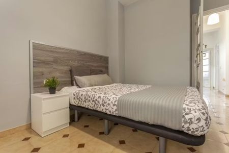 Carrer de Císcar, Valencia, Valencian Community 46005 - Photo 3