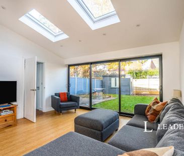 4 bedroom semi-detached house to rent - Photo 2