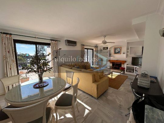 Atico en alquiler en Marbella - Photo 1