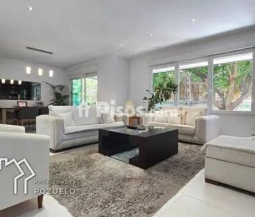 Chalet en alquiler en Pozuelo de Alarcón - Photo 2