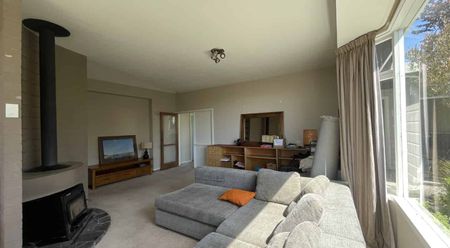 Redcliffs- 4 Bedroom - Photo 3