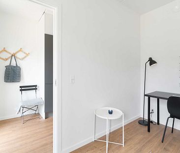 Skønt lejemål med moderne materialer - Photo 3