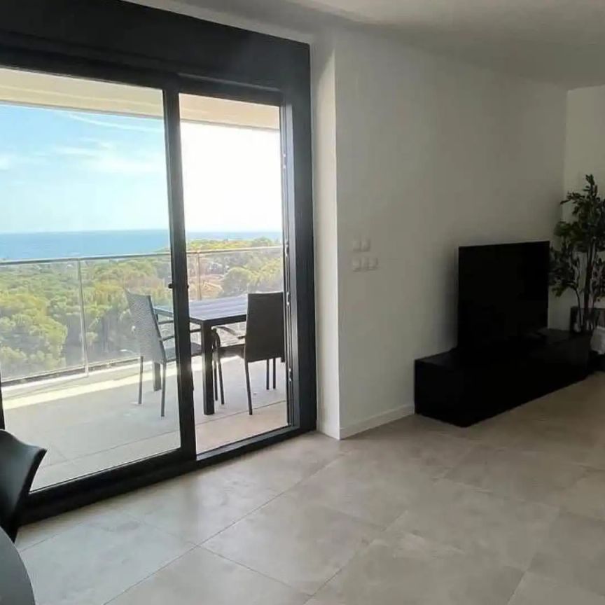 Piso de alquiler en Calle Jacinto Verdaguer, 25, Campoamor - Photo 1