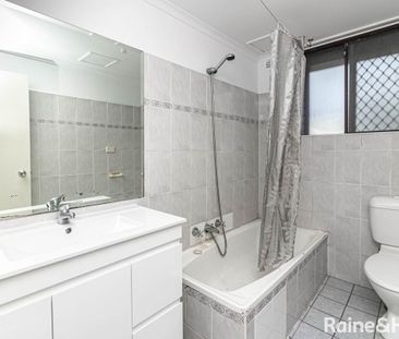 2 Bedroom Unit in a Central Location! - Photo 6