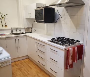 Oaklands Park - Photo 3