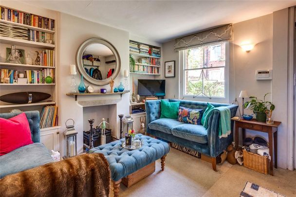 2 bedroom semi-detached house to rent - Photo 1