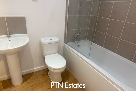 1 bedroom flat to rent - Photo 2